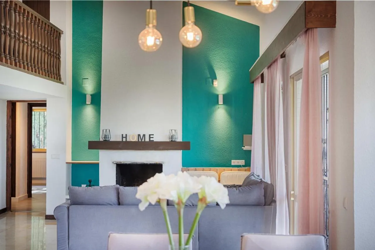 Villa Mimosa Sleeps 8 With Heated Pool Santa Fe de los Boliches Spain