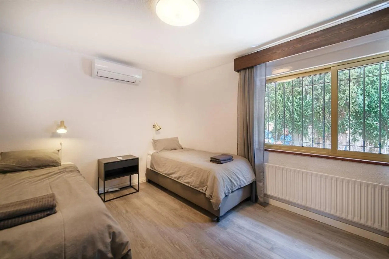 Villa Mimosa Sleeps 8 With Heated Pool Santa Fe de los Boliches